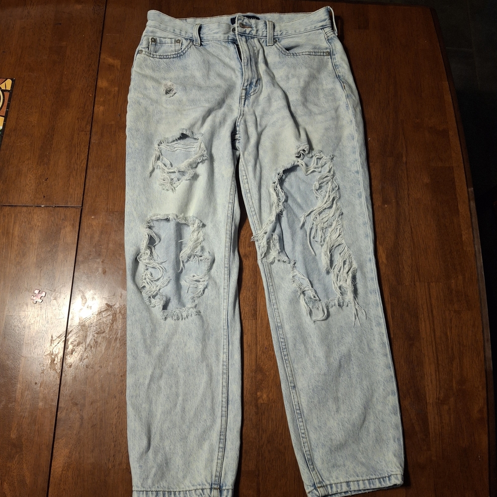 Aeropostale Light Blue Distressed Women's Jeans
